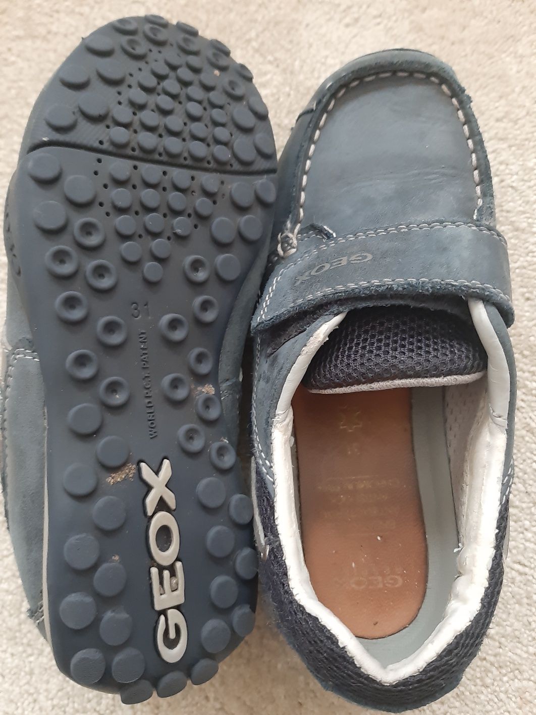 Sapato GEOX c/ velcro n. 31