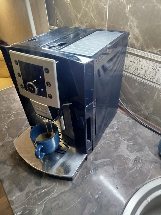 Кавоварка delonghi perfecta