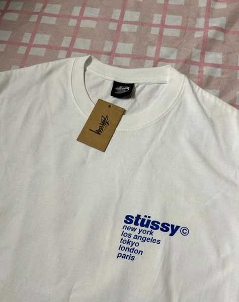 stussy koszulka z nadrukiem truskawkowym rozmiar XL