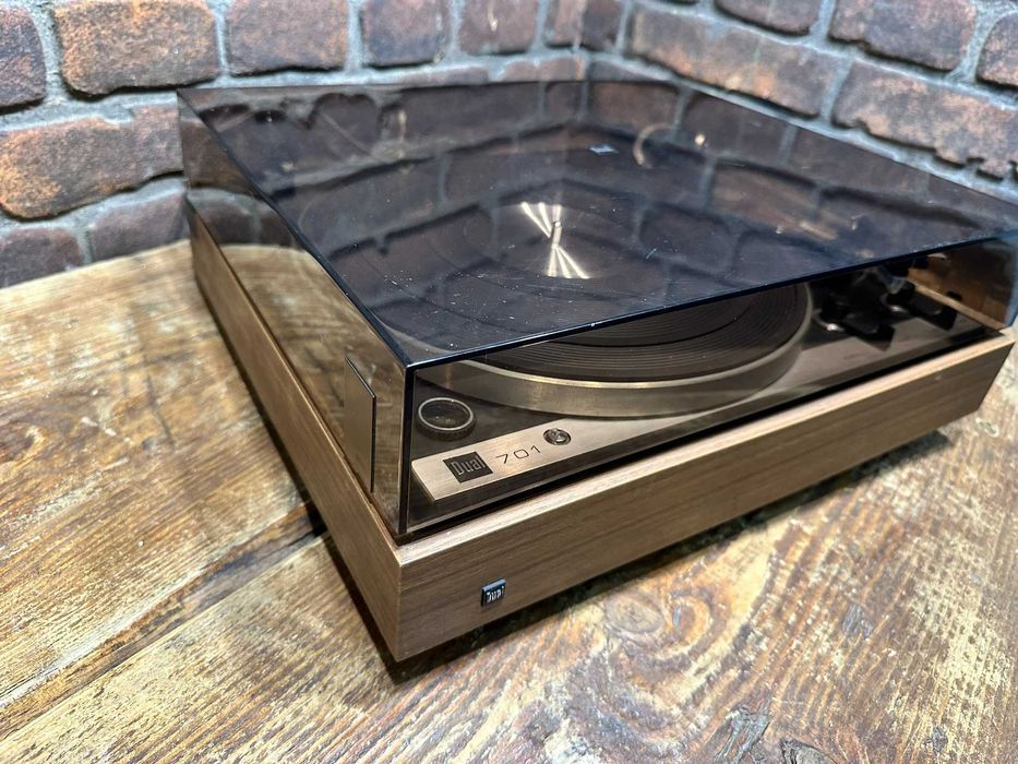 Gramofon Dual 701