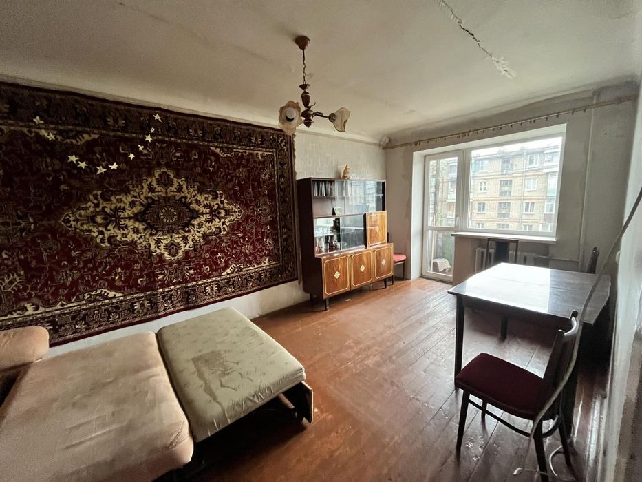 Продаж двокімнатної квартири в Вознесенівському районі