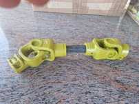 Wałek napędu górnego wałka John Deere 7400 AZ51882 Kemper Champion 360