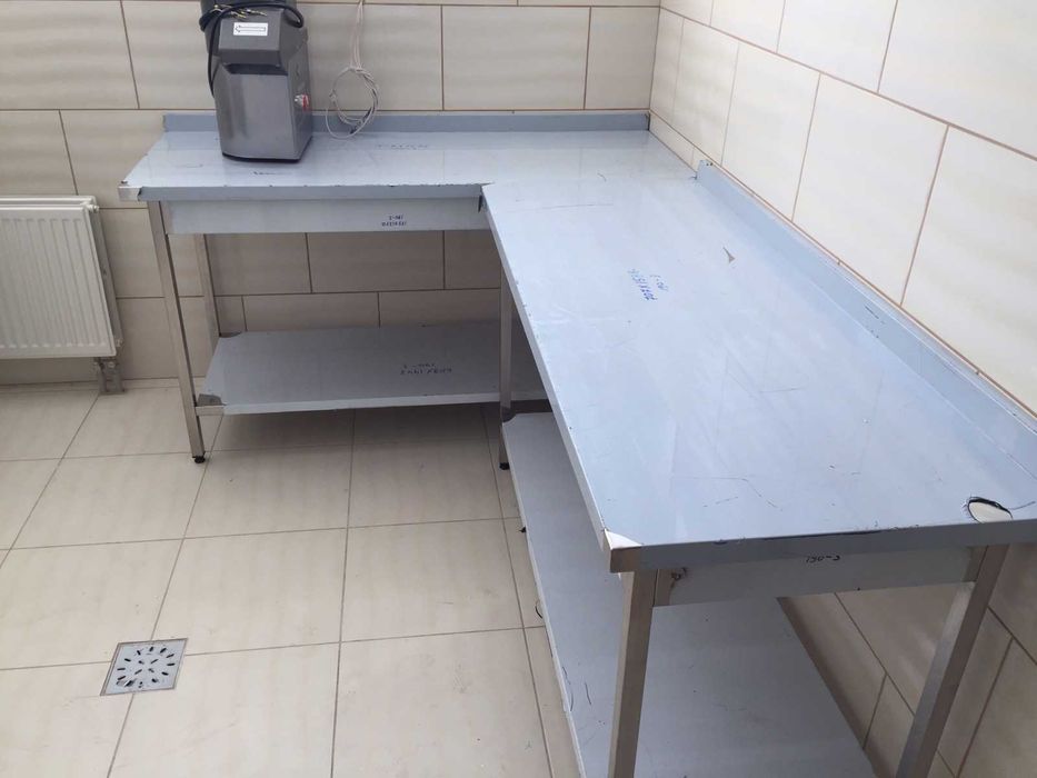 Stół roboczy gastronomiczny ze stali nierdzewnej 100x60