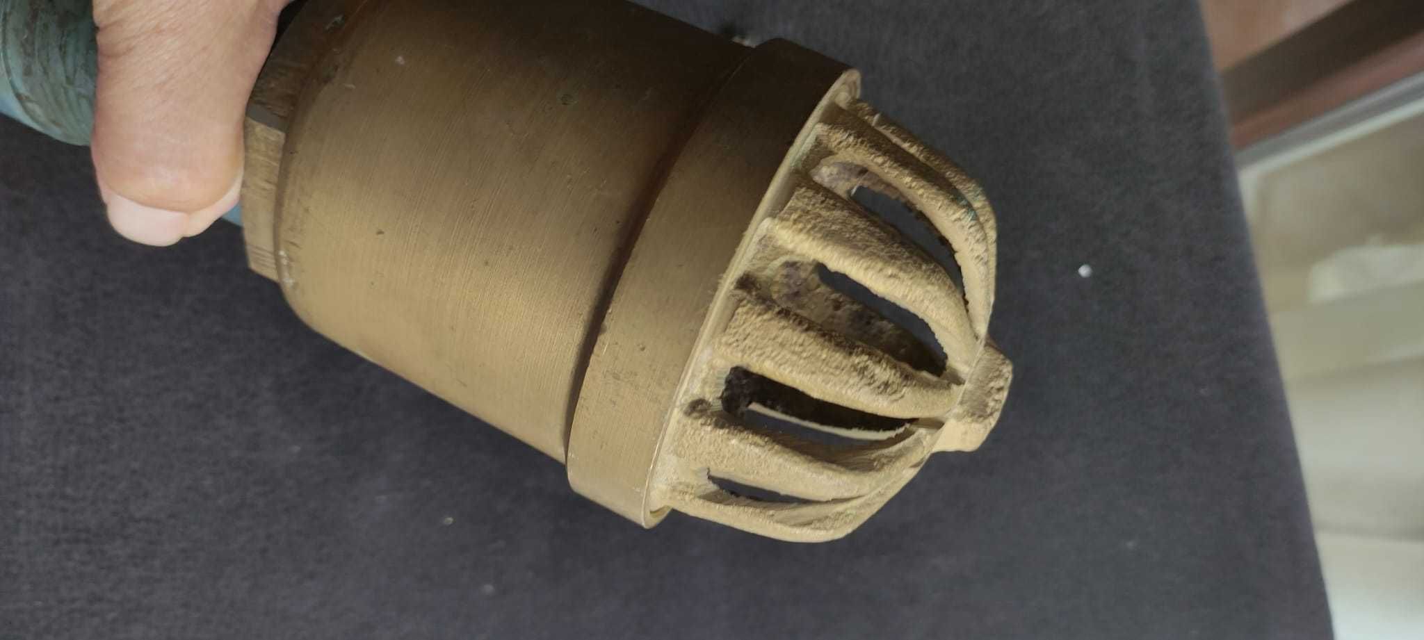 Chupador Pinha em latão