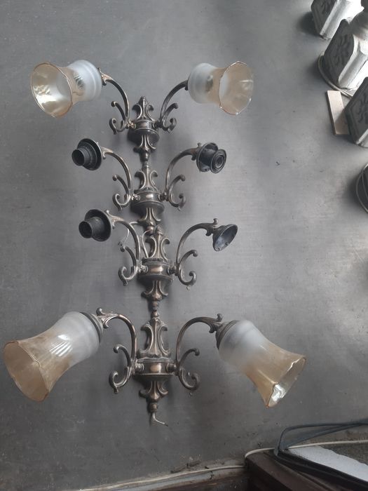 Продаються з нержавійки крюки/кроншиейни/ для ринви