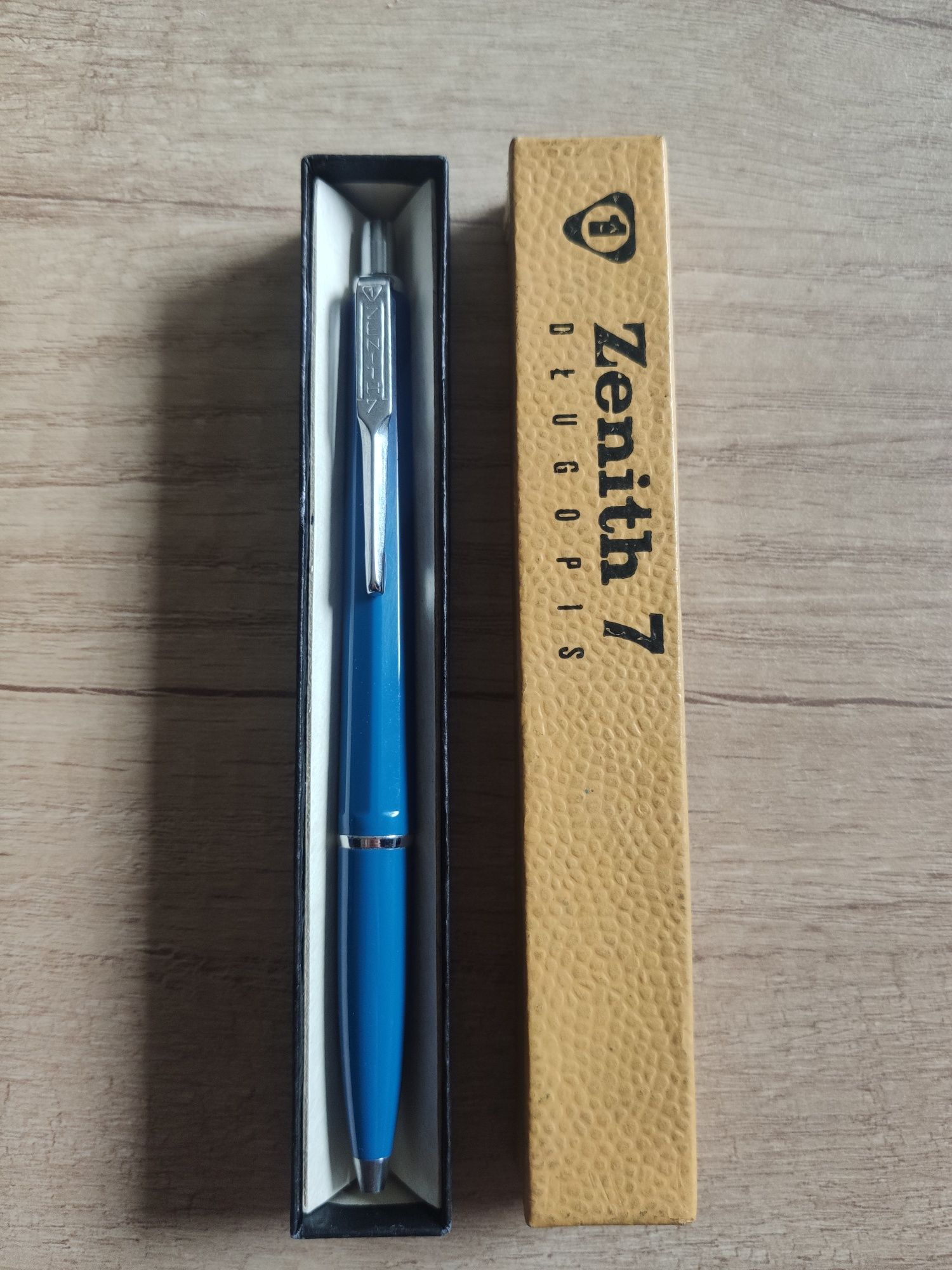 Długopis zenith 7, orginalne opakowanie, wkład zenith piszący.