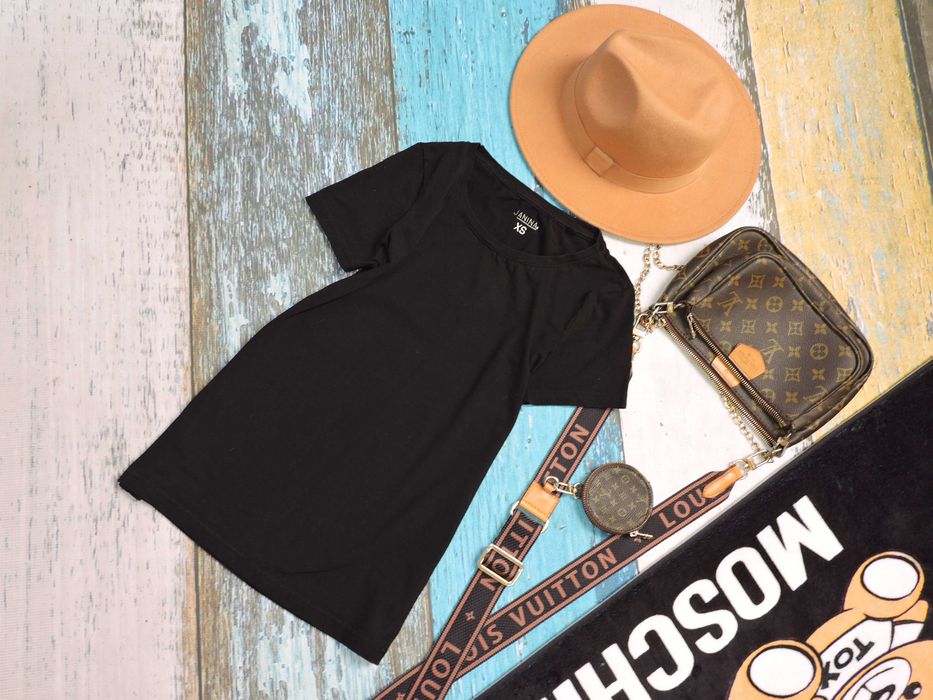 Janina czarny t shirt basic XS
