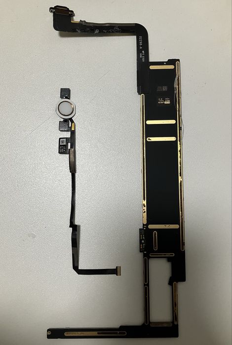 APPLE IPAD 7 GEN A2197  32 ГБ плата запчастини