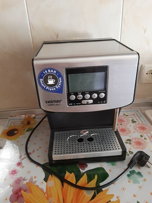 Кавомашина Zelmer Nerro plus