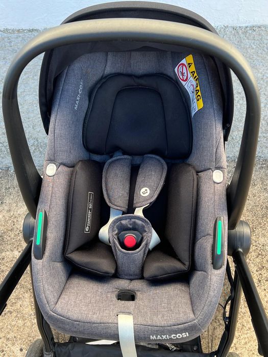 Carrinho de bebé maxicoise como novo