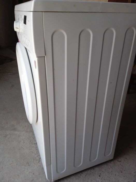 Продам пральну машину LG в доброму стані