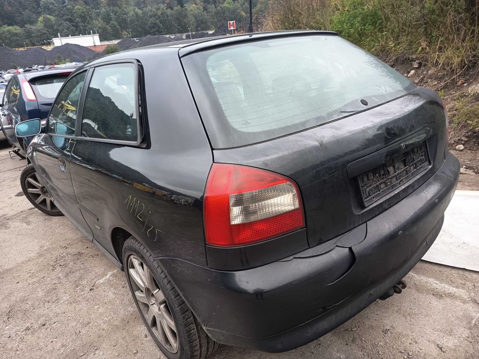 Audi A3 8L Lift LZ9U błotnik przedni FV dostawa