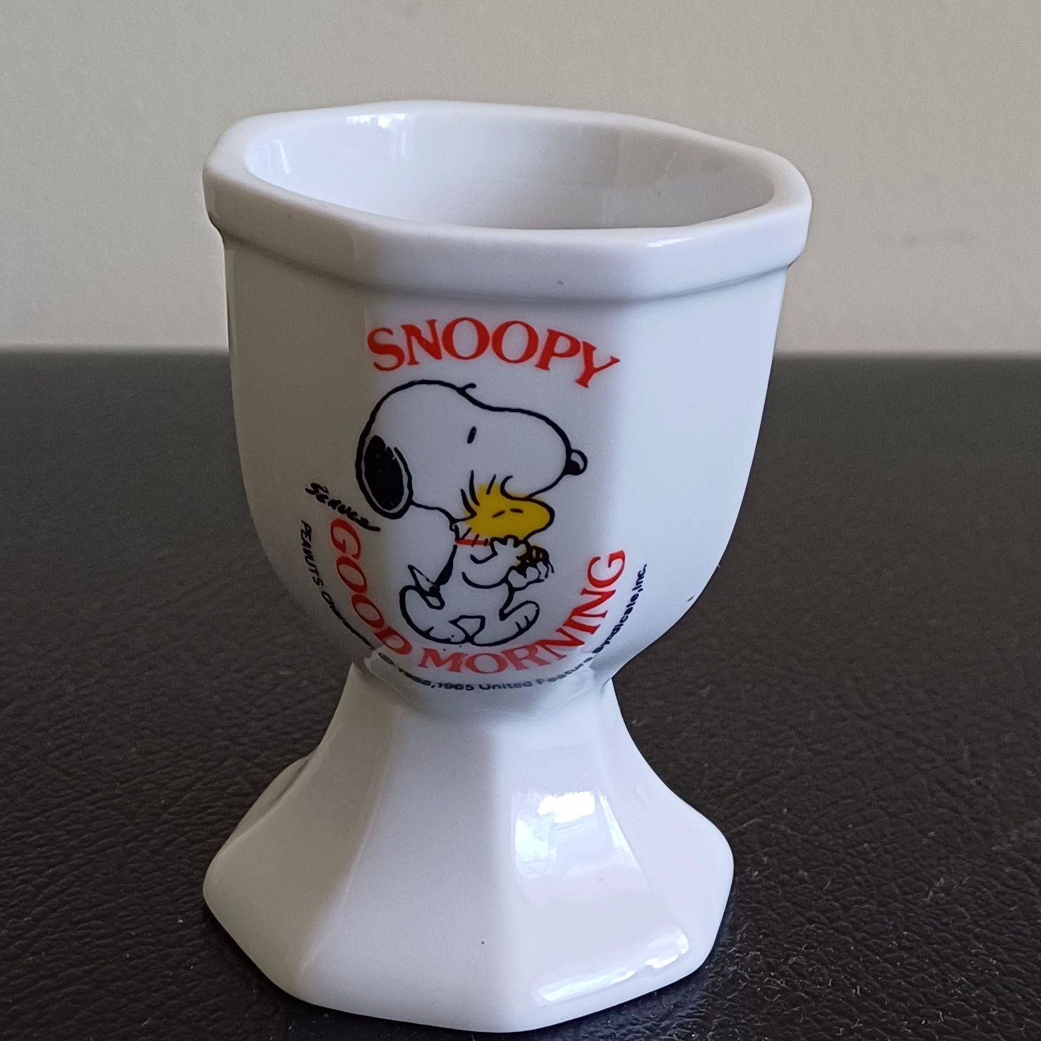Kieliszki do jajek z motywem Snoopy'ego  1960 rok