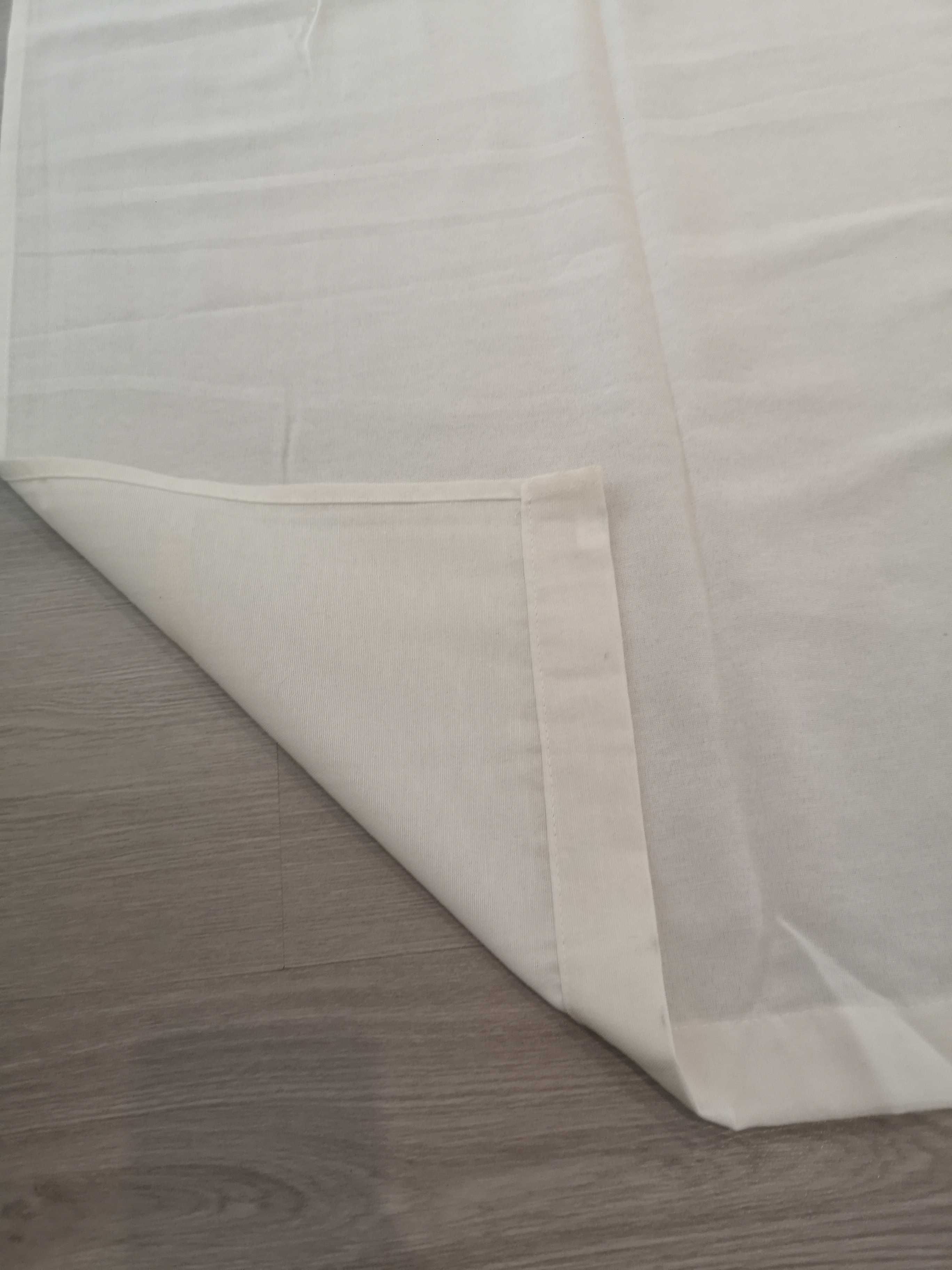 Cortinado 140cm X 256cm, 1un 10€