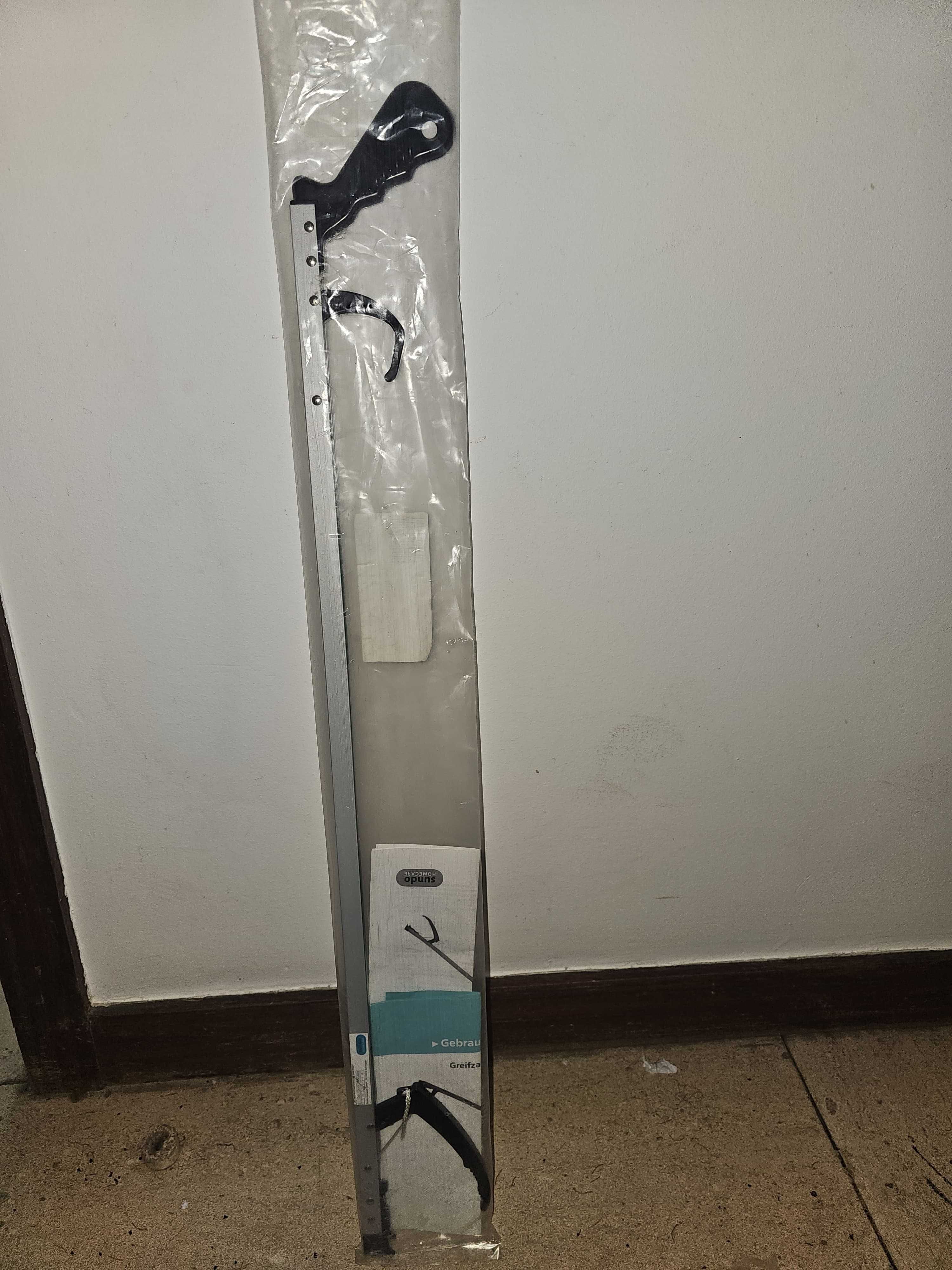 Kit apoio ao idoso (andarilho, escaras, tábua banho, pinça) geriatria