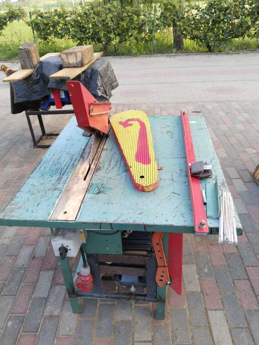 Piła stołowa solidna