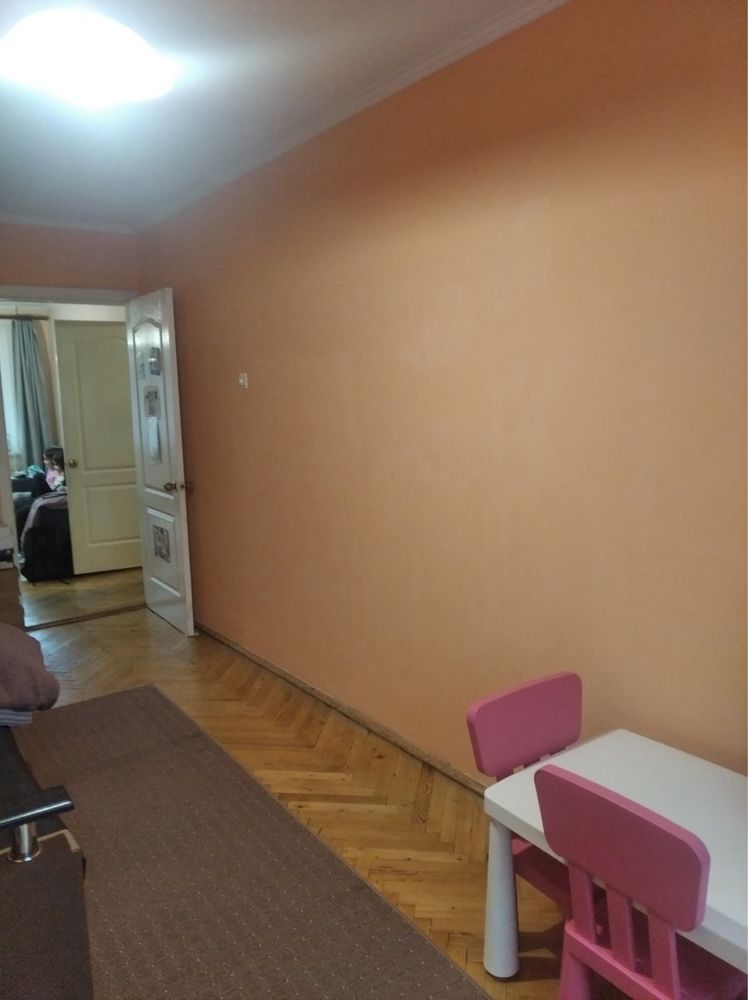 Продаж 2 кімнатна квартира по вул. Науковій