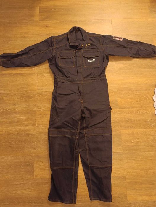 Kombinezon roboczy z kieszeniami na nakolanniki - firmy MASCOT