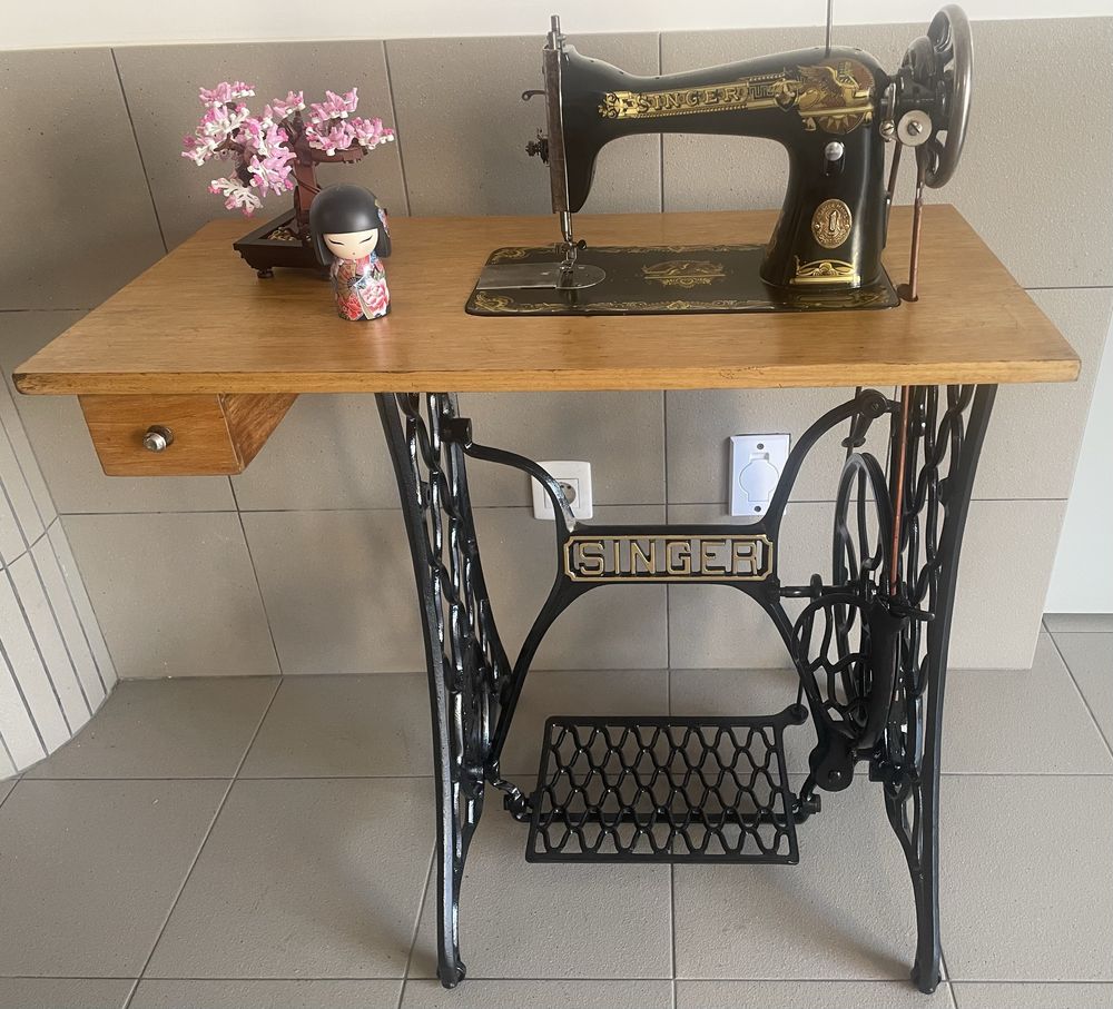 Máquina Singer de 1925, restaurada
