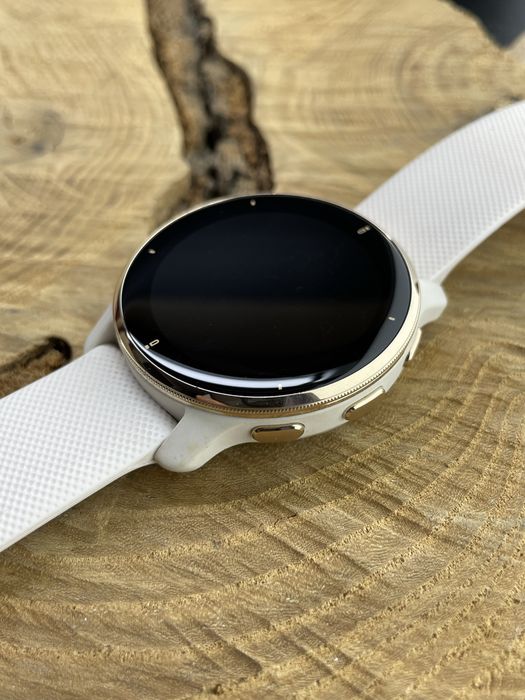 Смарт-годинник Garmin Venu 2 Plus