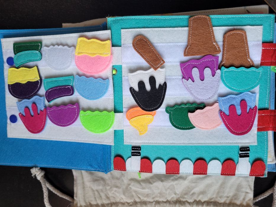 Smarti book książeczka sensoryczna manipulacyjna montessori