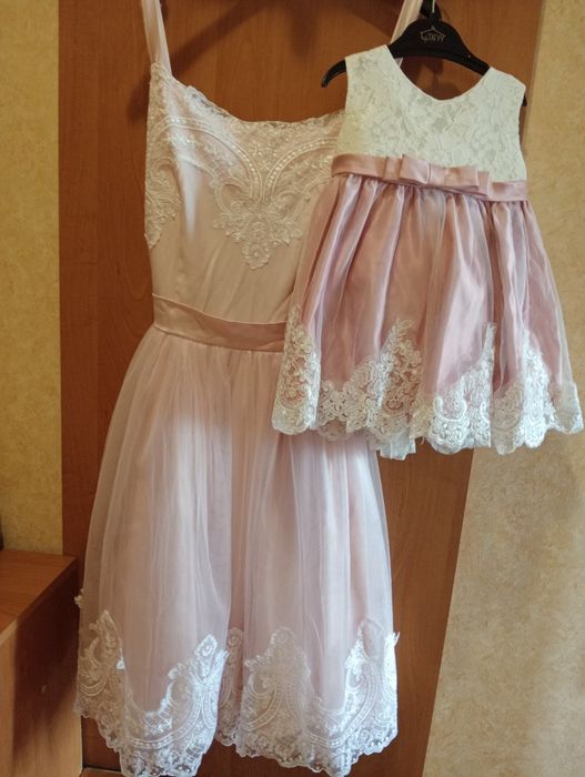 Фемелі лук мама дочка на рік або фотосесії