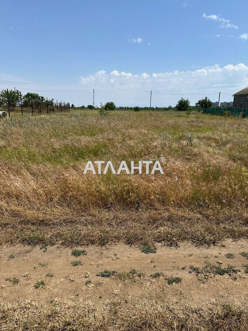 Продам участок в селе Новая Дофиновка, ул. Солнечная