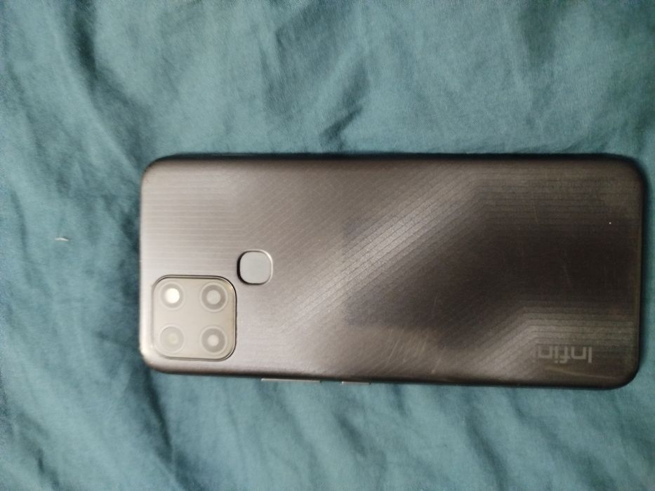 Infinix  продам ціна 1100 стан на фото