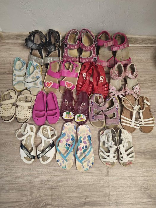 Туфли кросовки тапочки , босоножки,чешки