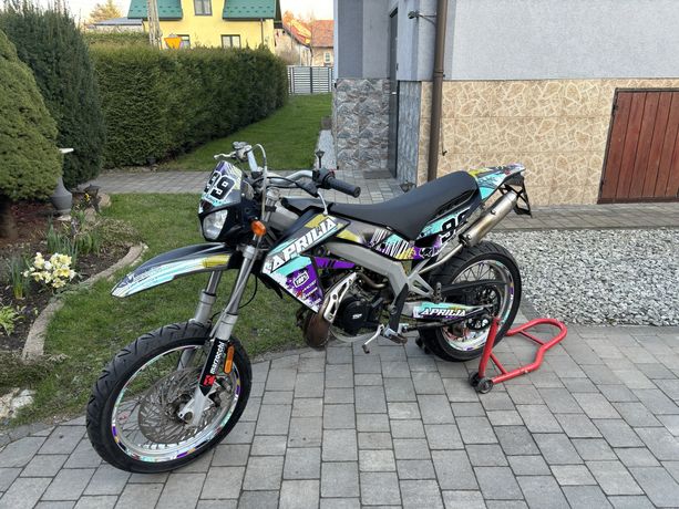 Aprilia sx supermoto sm serbi senda yanaha dt rieju mrt gilera