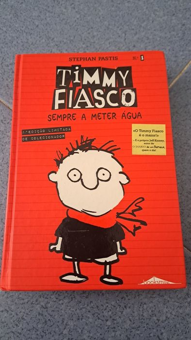 Livro Timmy Fiasco: Sempre a Meter Água