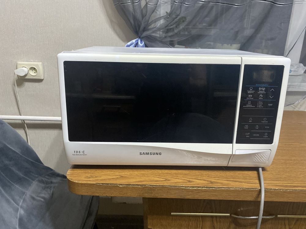 Микроволновка Samsung