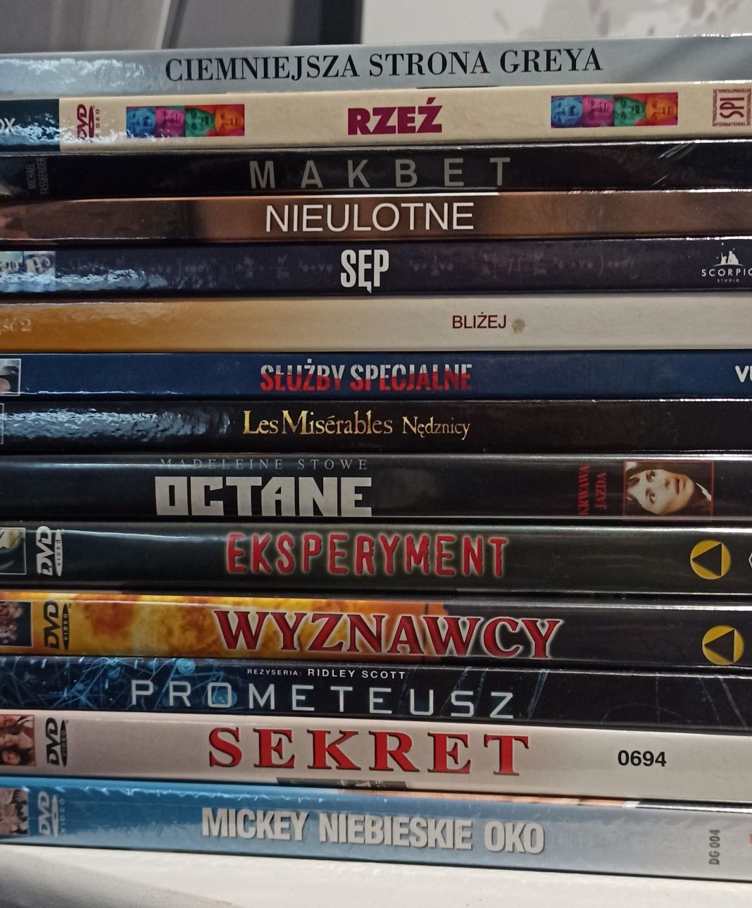 Płyty filmy DVD różne