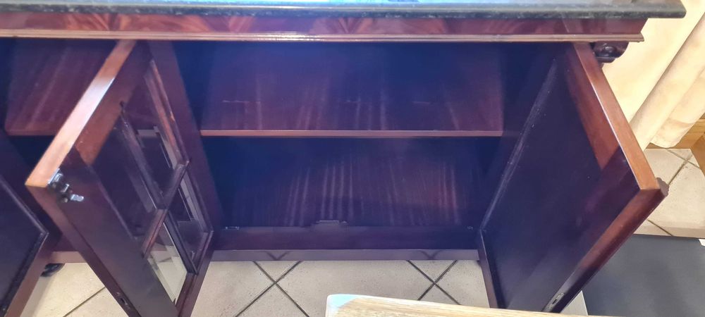 Szafka do salonu, komoda, blat granitowy, reprodukcja antyku