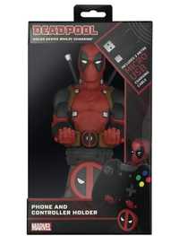 Figurka Cable Guys Deadpool Mervel STOJAK/FIGURKA NA PADA/TELEFON