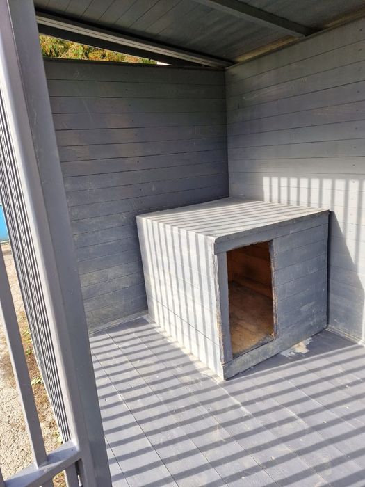 Вольєр з будкою Метал Дерево 2×1.5