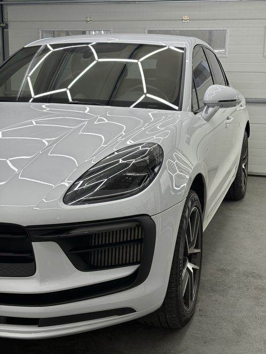 Zabezpieczanie folią PPF polerowanie powłoka ceramiczna detailing