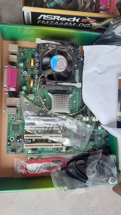 Плати компьютерні Asus