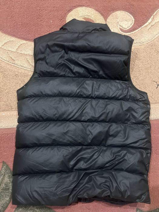 Жилетка Nike чорна