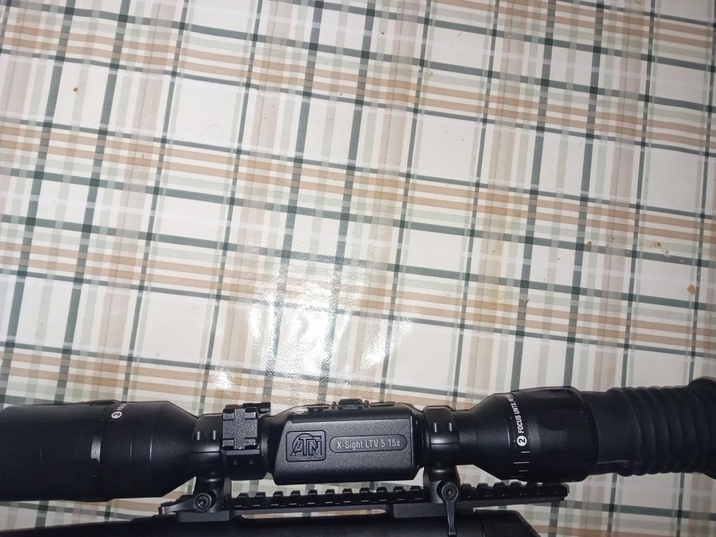 Mira noturna para caça
