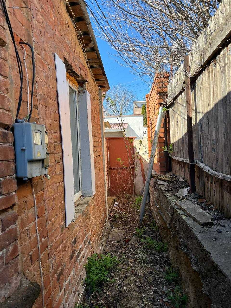 Продам полдома в Новобаварском районе