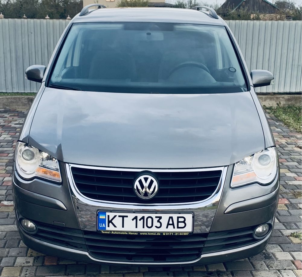 Volkswagen TOURAN 7-місць