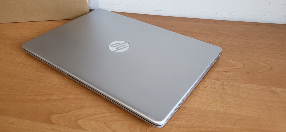 Laptop HP 15s-rq0930nw 1.10/8/256