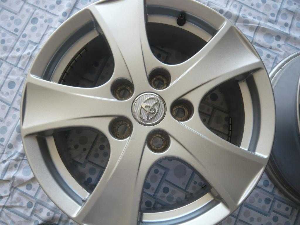 Jantes originais Toyota 6,5x16"