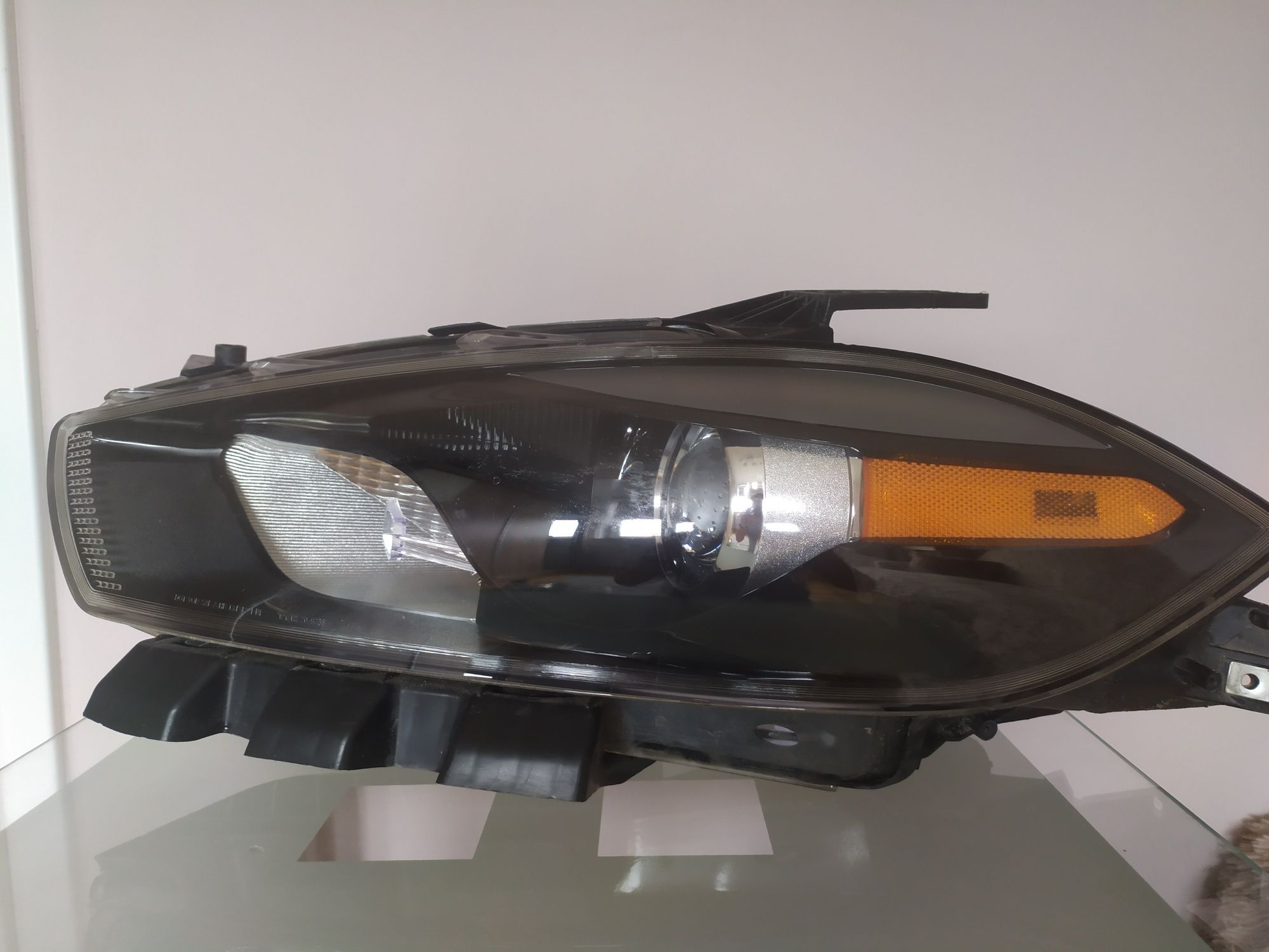 Lampa lewa Dodge dart 2013