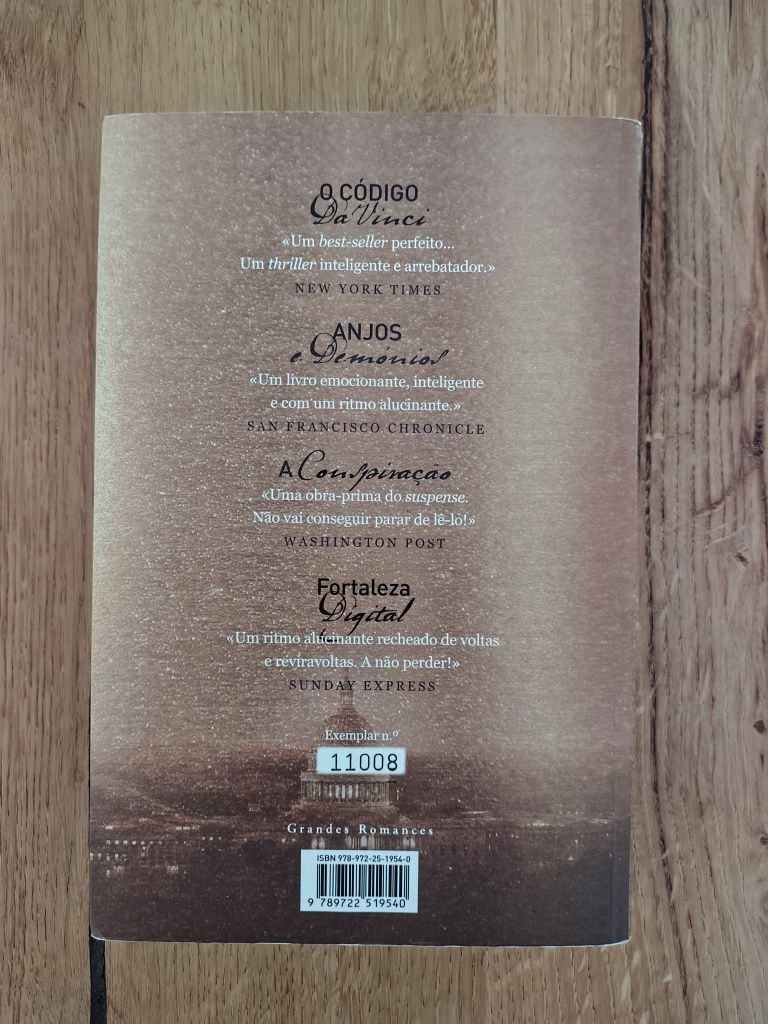 Vendo livro Dan Brown, o Símbolo