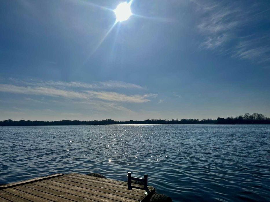 Одноповерховий будинок 138 кв.м з виходом на воду 18 соток, Осокорки