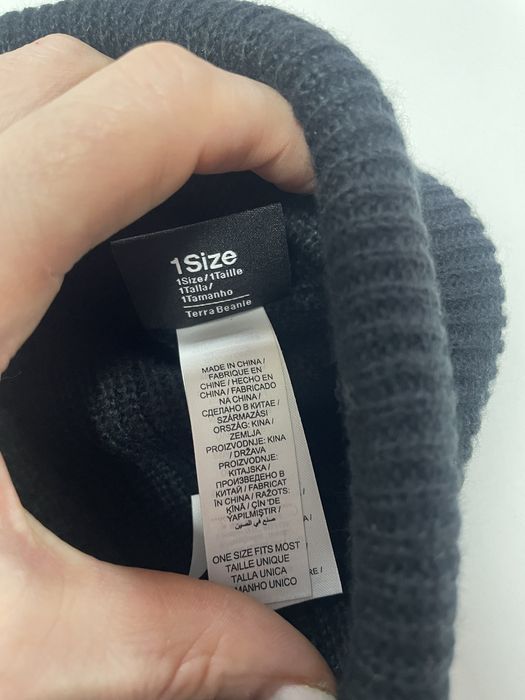 Шапка Nike HF7003-010