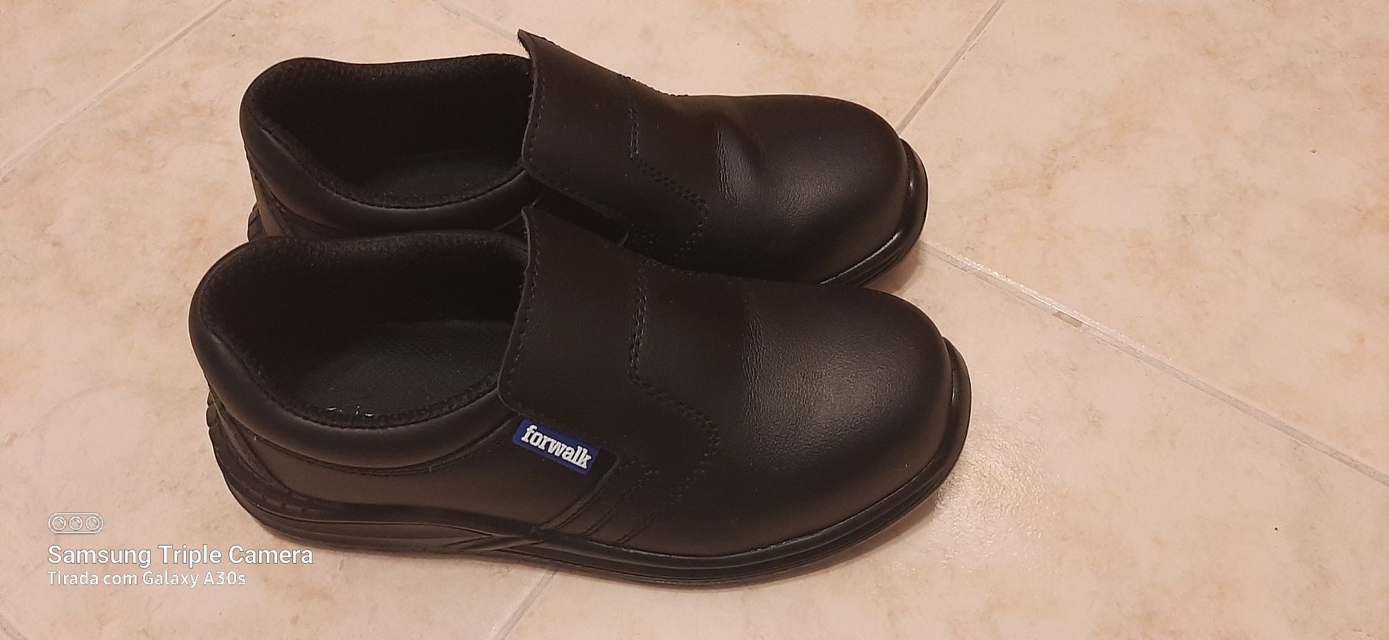 Sapatos de trabalho