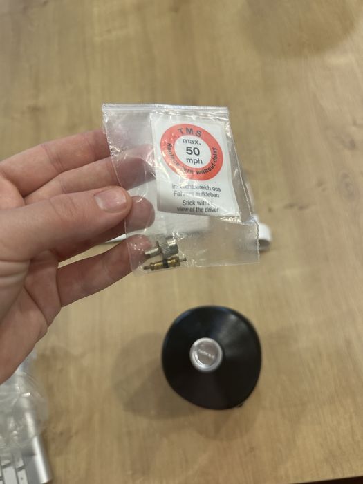 Герметик для шин VAG Tire Mobility System, 600мл